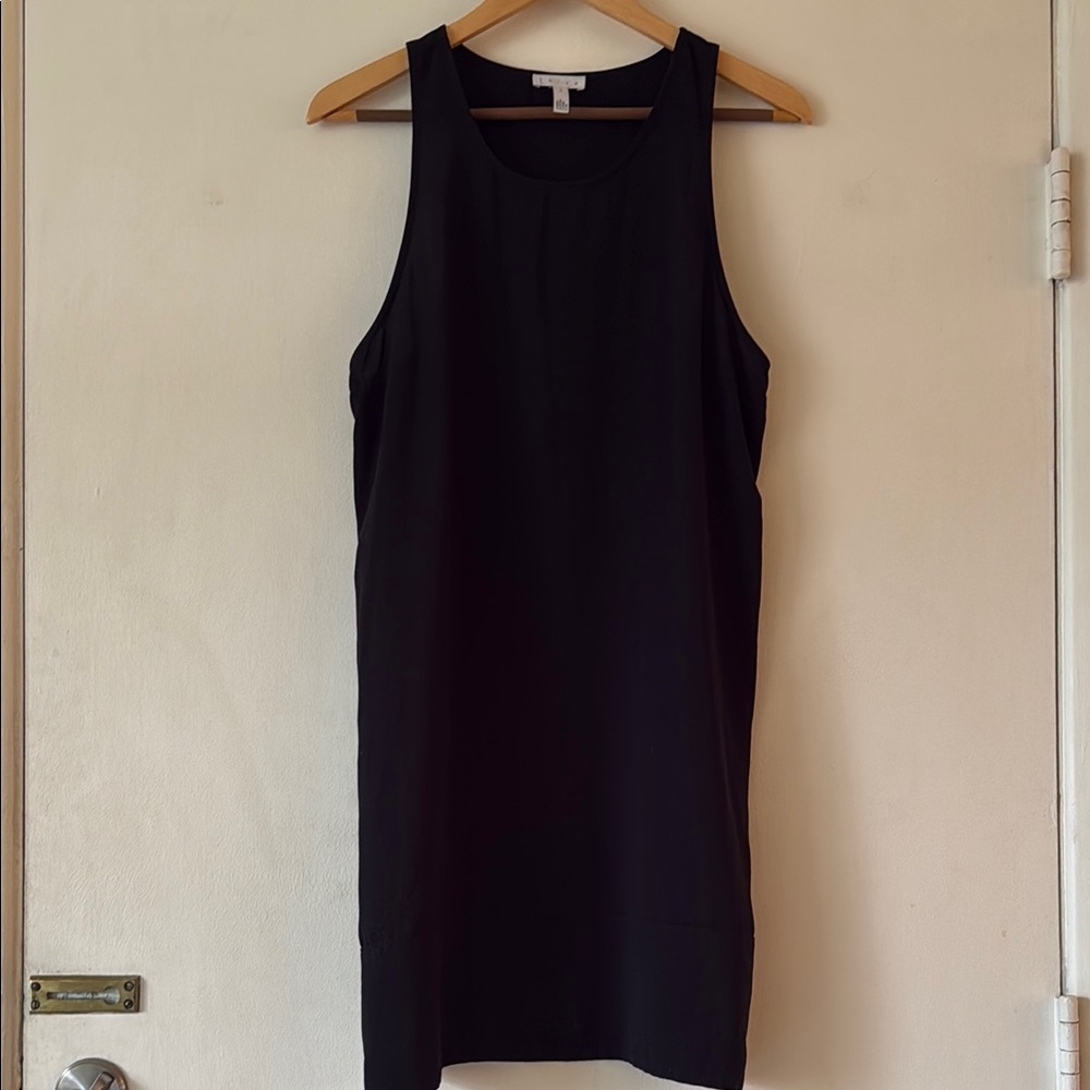 Elegant Black Sleeveless Dress
